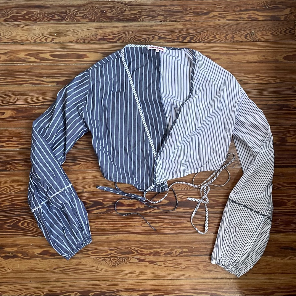 NWOT Solid & Striped Blue and White Striped Top